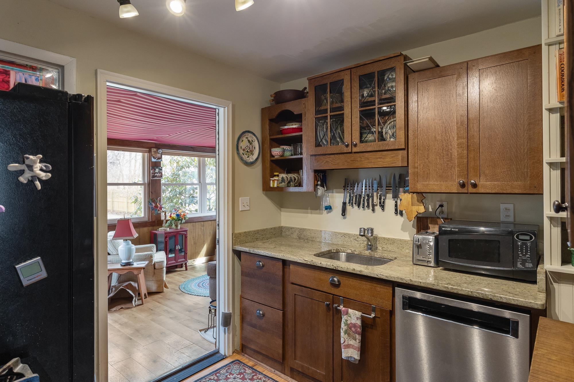 18 Stanbury Road Burlington, VT 05408 - Photo 7 of 40