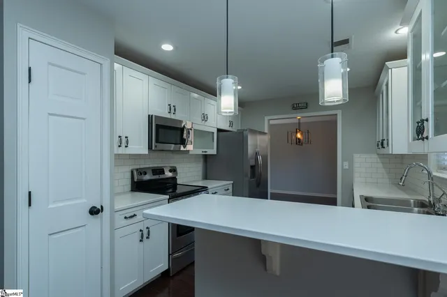 $333,400 | 509 Oak Circle, Easley, SC 29640