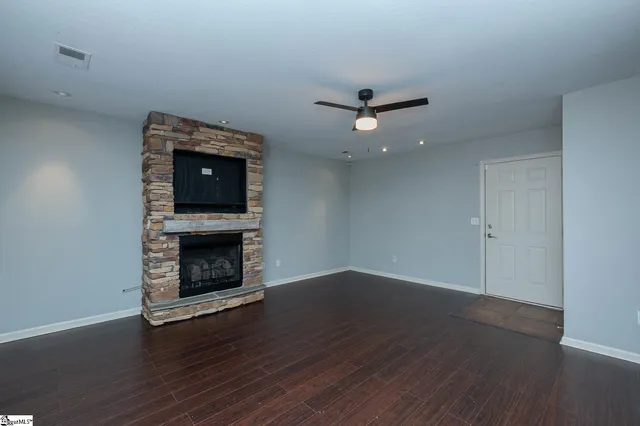 $333,400 | 509 Oak Circle, Easley, SC 29640