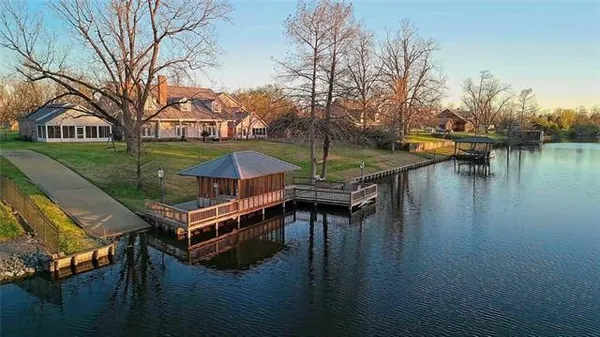 $1,135,000 | 164 Melrose Bend Boulevard, Natchez, LA 71456