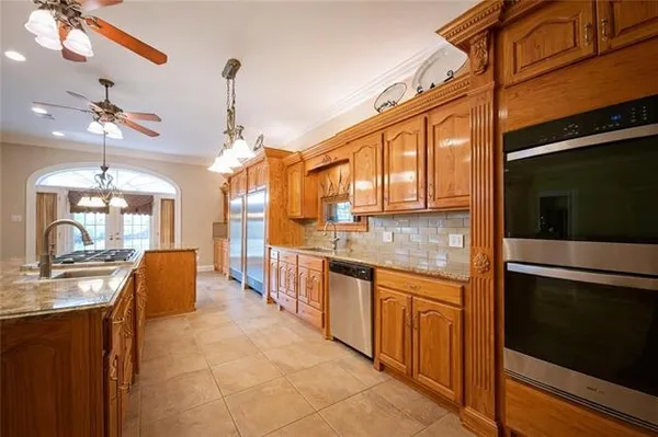 $1,135,000 | 164 Melrose Bend Boulevard, Natchez, LA 71456