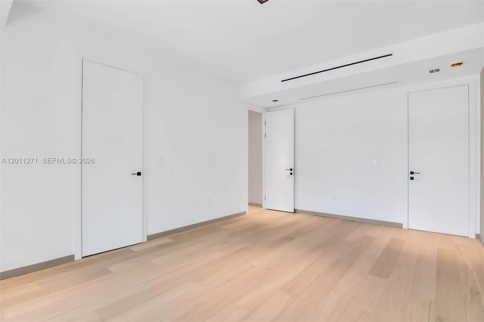 125 Southwest 29th Road Miami, FL 33129 - Photo 41 of 69