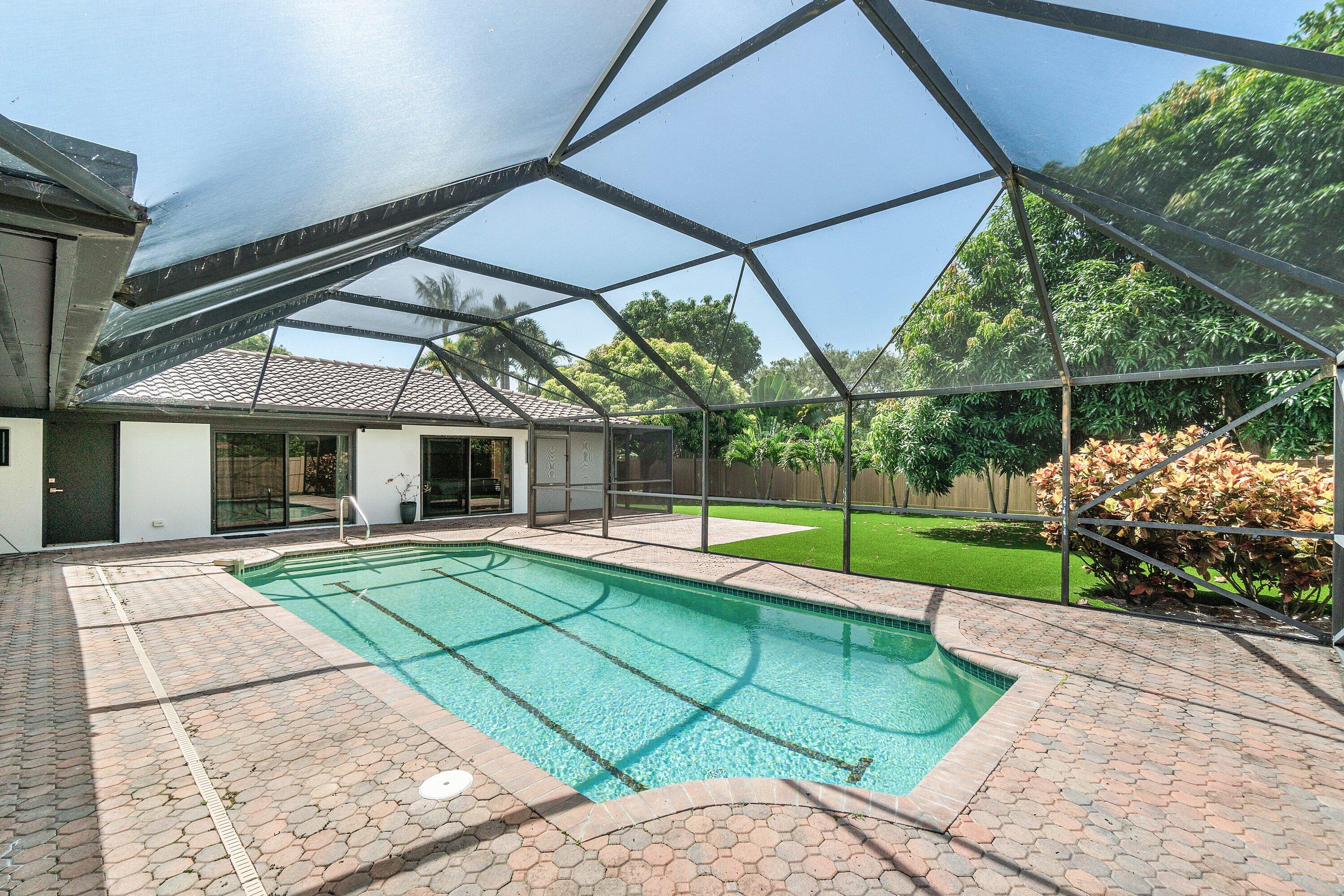 820 Southwest 16th Street Boca Raton, FL 33486 - Photo 40 of 44 044-820Southwest16thStreet-BocaRaton-FL-