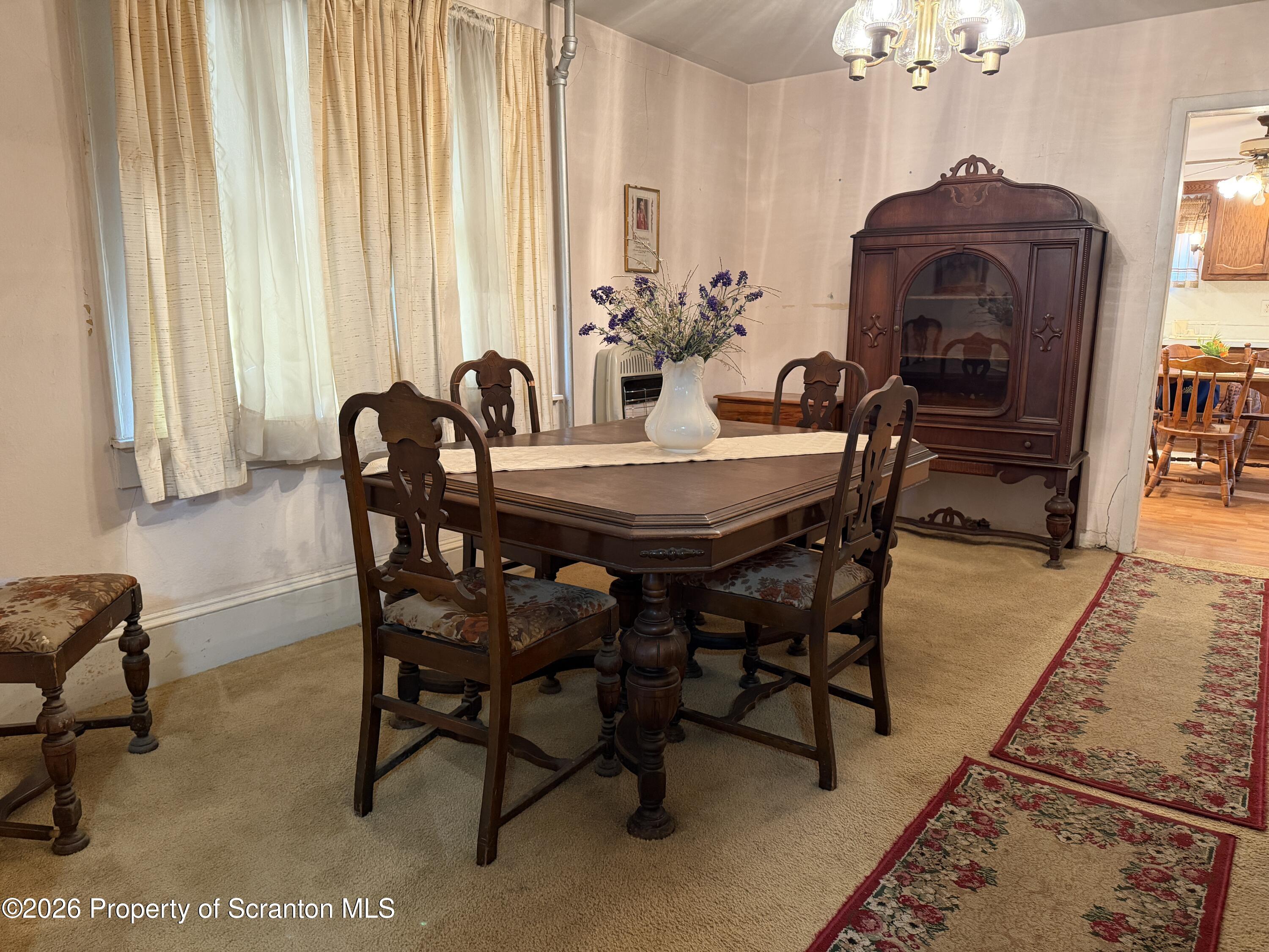 616 Fig Street Scranton, PA 18505 - Photo 5 of 17 IMG_0573