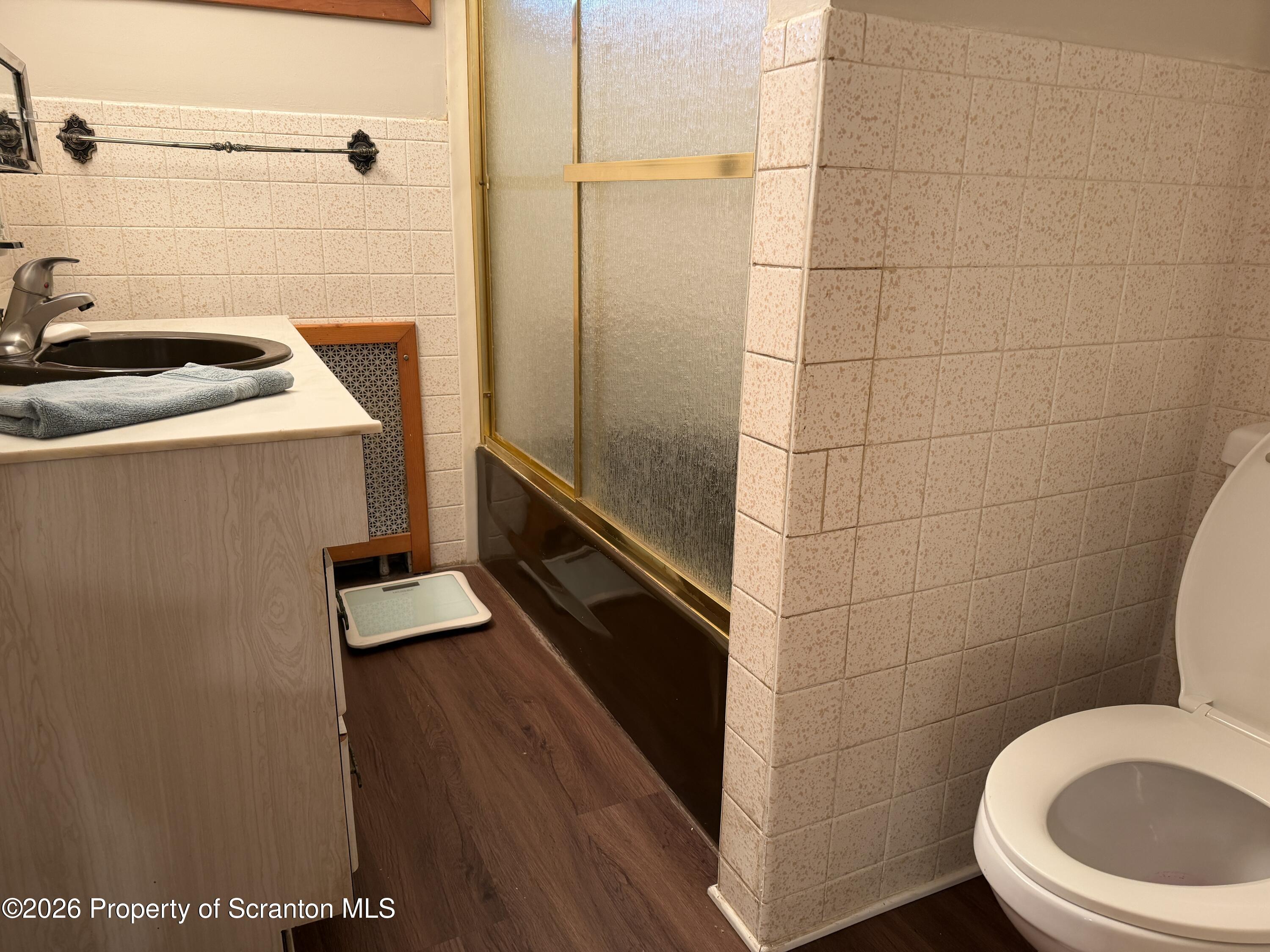 616 Fig Street Scranton, PA 18505 - Photo 7 of 17 IMG_0576