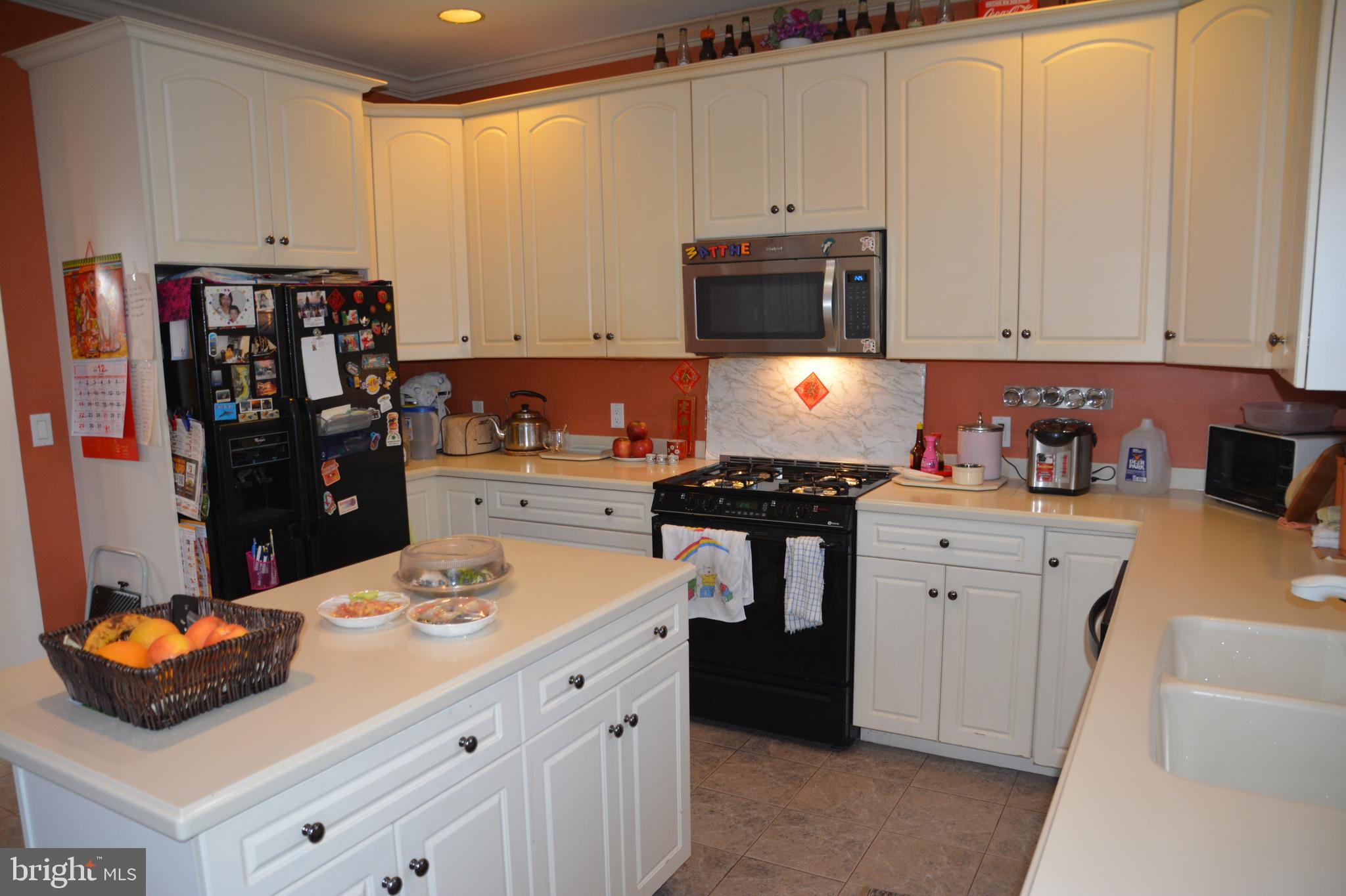 1215 Landis Valley Road Lancaster, PA 17601 - Photo 18 of 43 Gallery Image 18