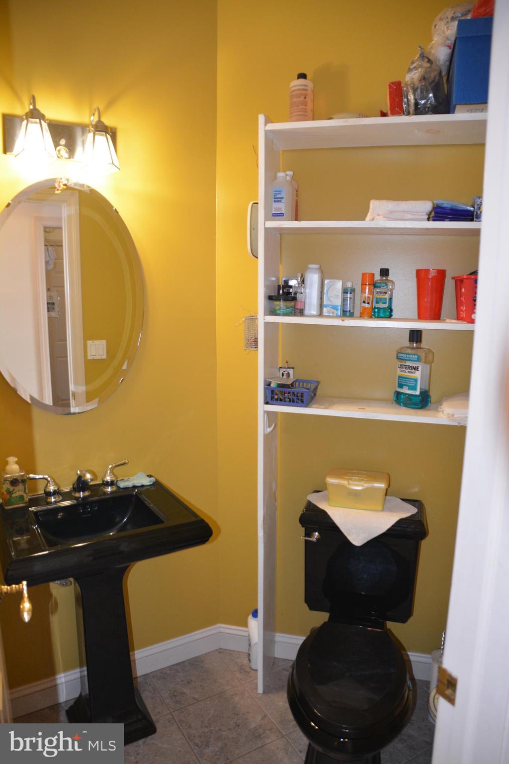 1215 Landis Valley Road Lancaster, PA 17601 - Photo 20 of 43 First Floor Powder Room