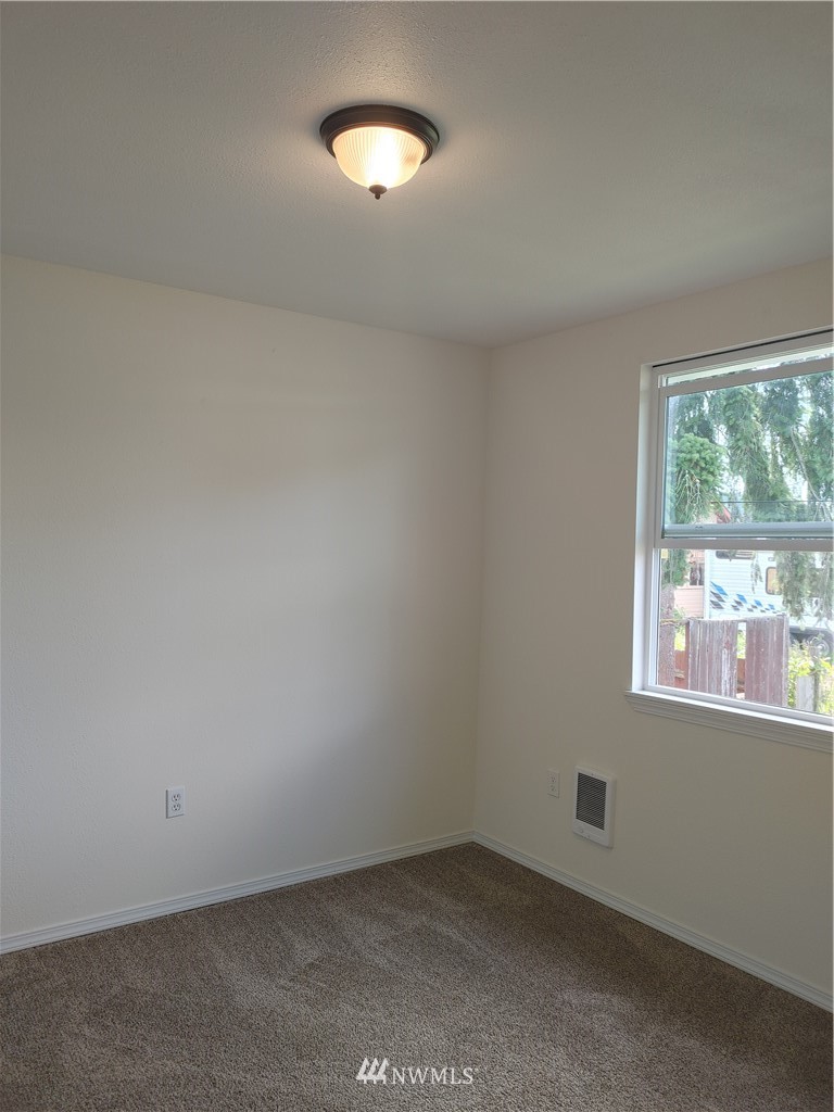 345 Southwest 3rd Street Chehalis, WA 98532 - Photo 34 of 35 Gallery Image 34