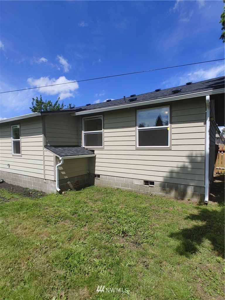 345 Southwest 3rd Street Chehalis, WA 98532 - Photo 5 of 35 Gallery Image 5