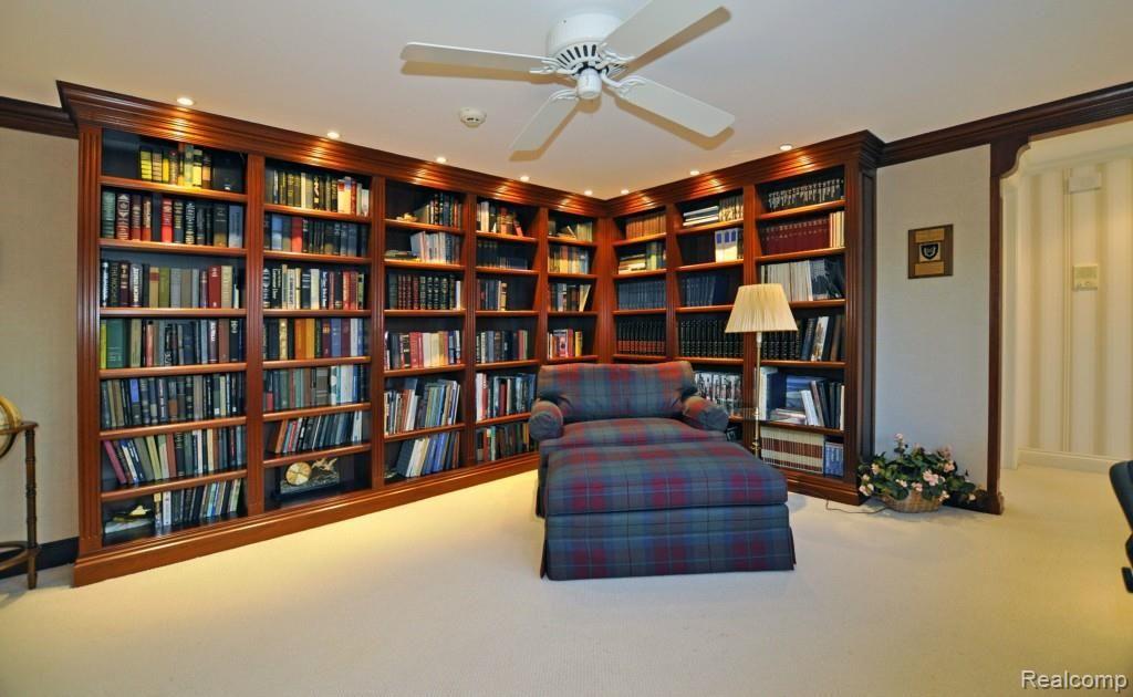 579 Lake Shore Road Grosse Pointe, MI 48236 - Photo 53 of 84 55.jpg