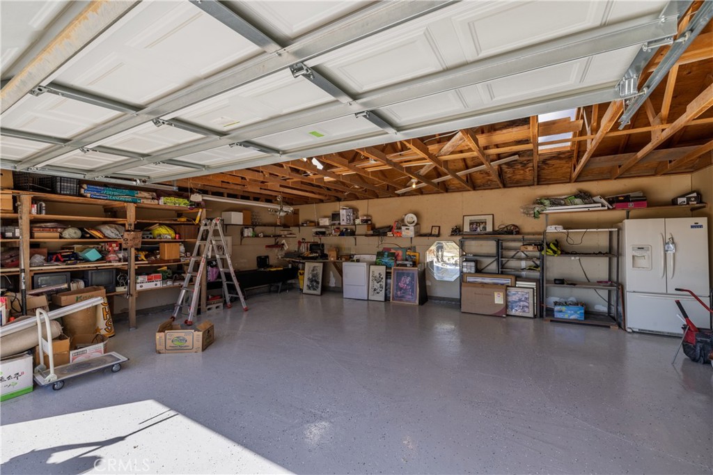 31212 Rabbit Springs Road Lucerne Valley, CA 92356 - Photo 7 of 51