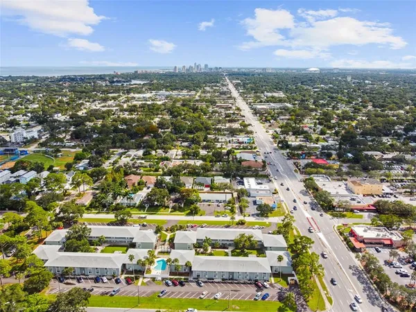 $1,495 | 379 47th Avenue North, Unit 212, St. Petersburg, FL 33703