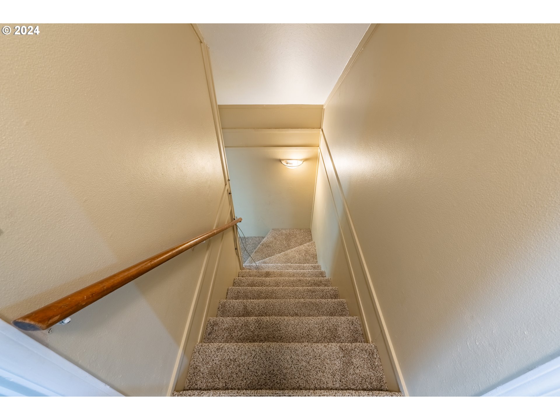 9111 Northeast 73rd Street Vancouver, WA 98662 - Photo 28 of 33 a view of entryway