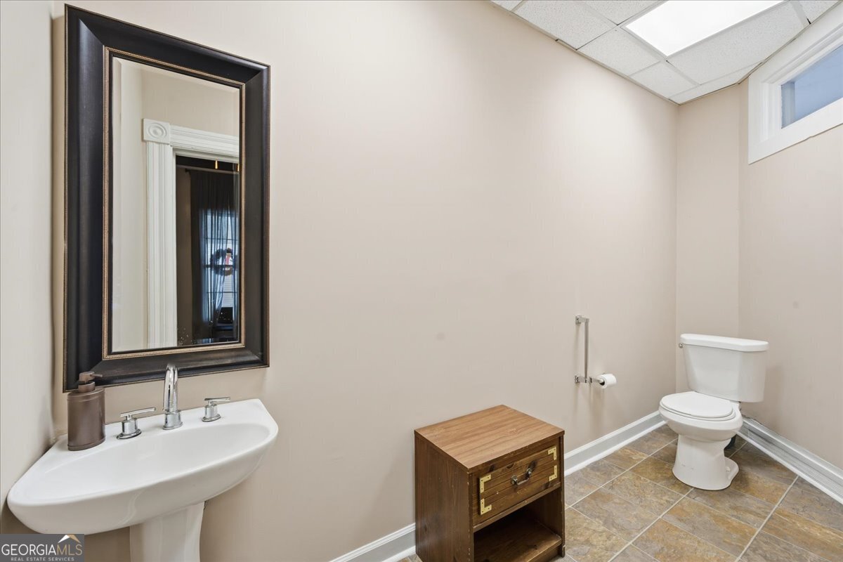 526 Academy Avenue Dublin, GA 31021 - Photo 10 of 61