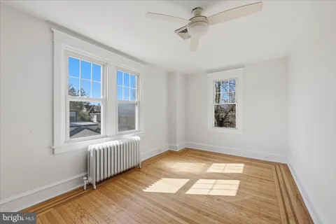 $275,000 | 7864 Beverly Boulevard, Upper Darby, PA 19082