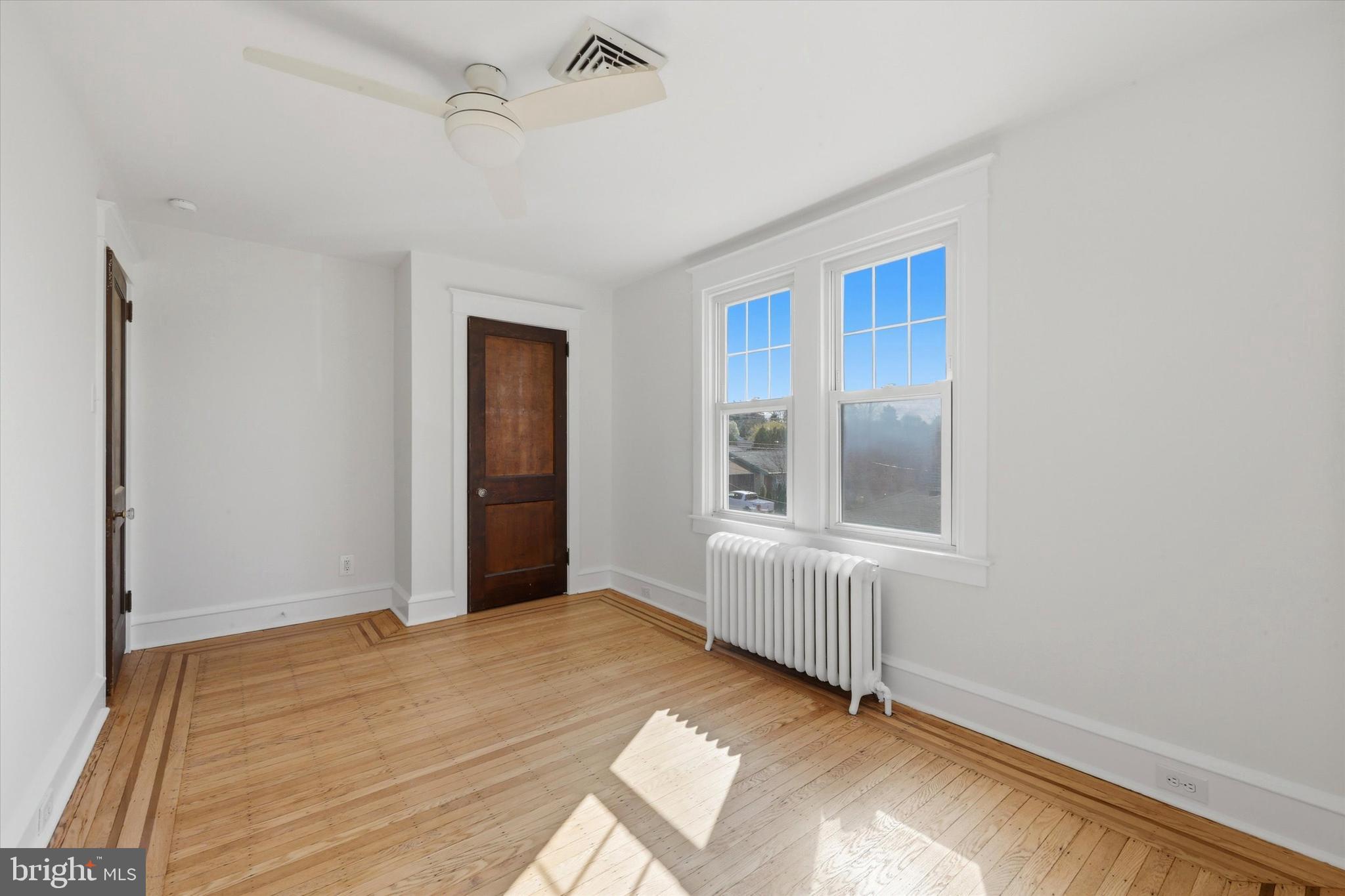 7864 Beverly Boulevard Upper Darby, PA 19082 - Photo 17 of 27 a view of an empty room and window
