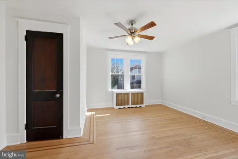 $275,000 | 7864 Beverly Boulevard, Upper Darby, PA 19082