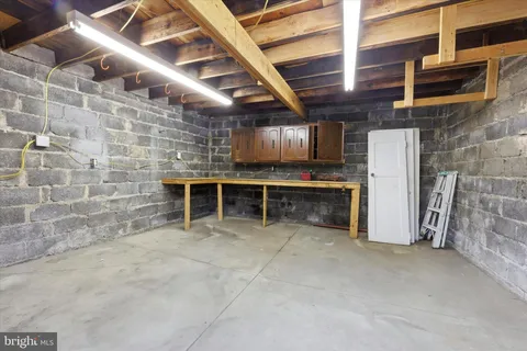 $275,000 | 7864 Beverly Boulevard, Upper Darby, PA 19082