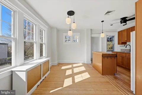 $275,000 | 7864 Beverly Boulevard, Upper Darby, PA 19082
