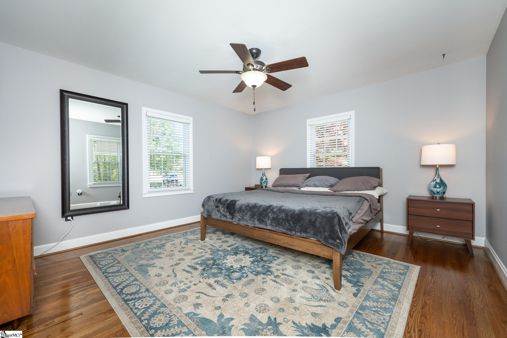 1138 Miller Road Greenville, SC 29607 - Photo 10 of 32