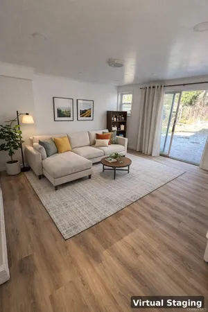 $1,290,000 | 35 Hicks Avenue, Syosset, NY 11791