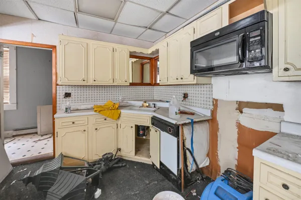 $198,000 | 277 Summer Street, St. Johnsbury, VT 05819