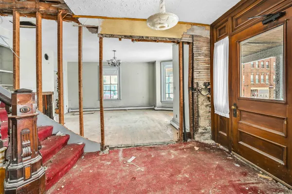 $198,000 | 277 Summer Street, St. Johnsbury, VT 05819