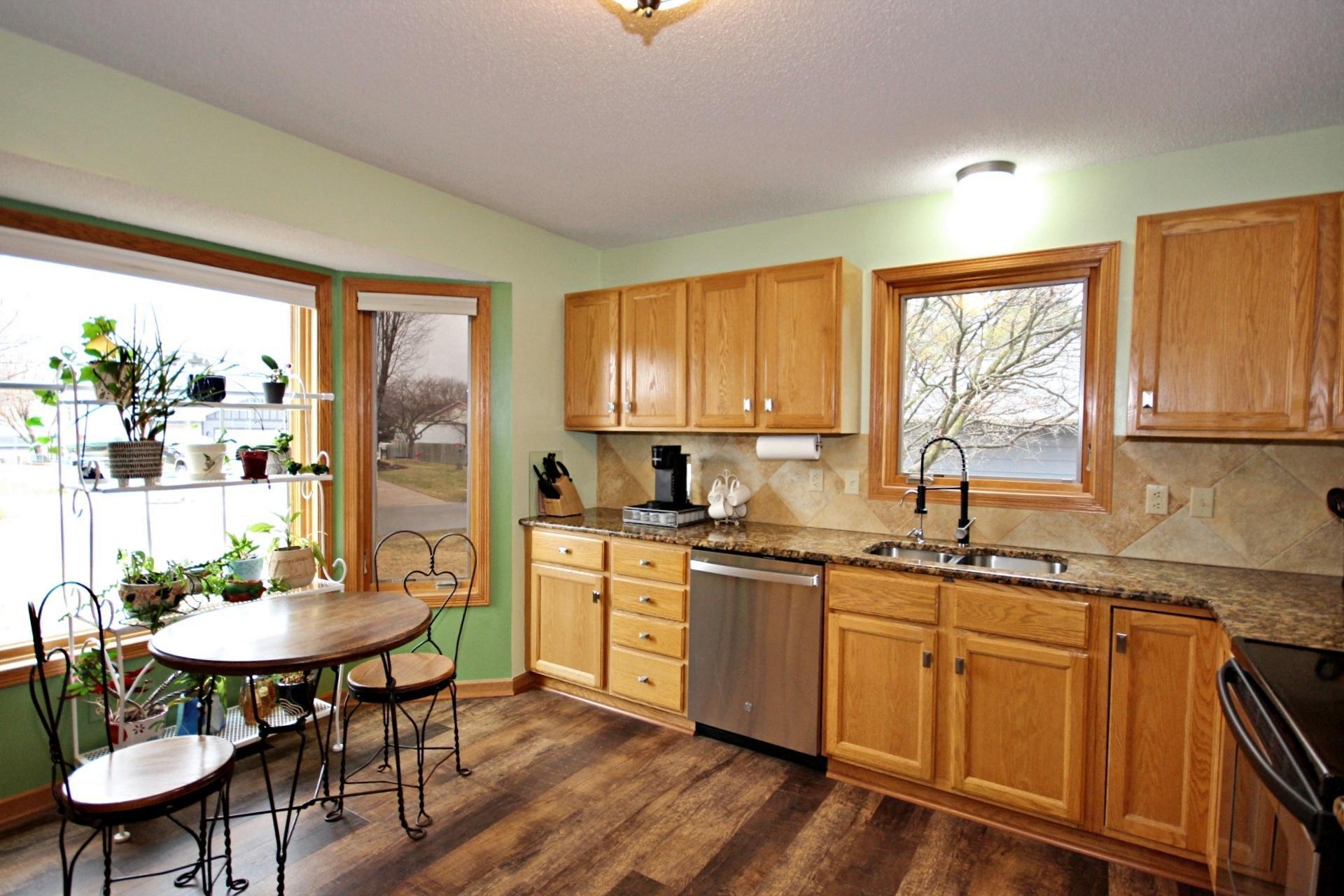 17398 Fontana Path Farmington, MN 55024 - Photo 8 of 32