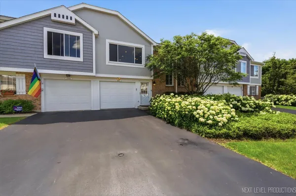 $325,000 | 27W403 Melrose Lane, Winfield, IL 60190