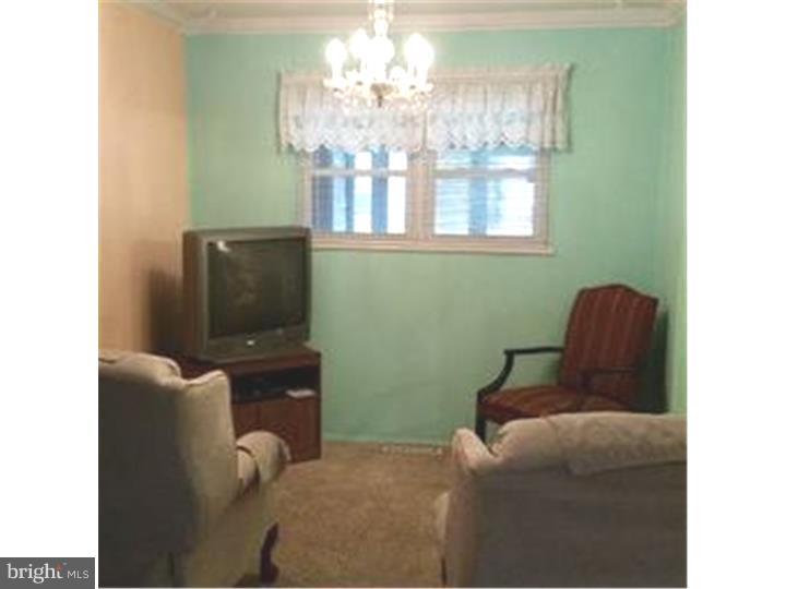 107 Nathaniel Road Newark, DE 19713 - Photo 4 of 22 Family Room