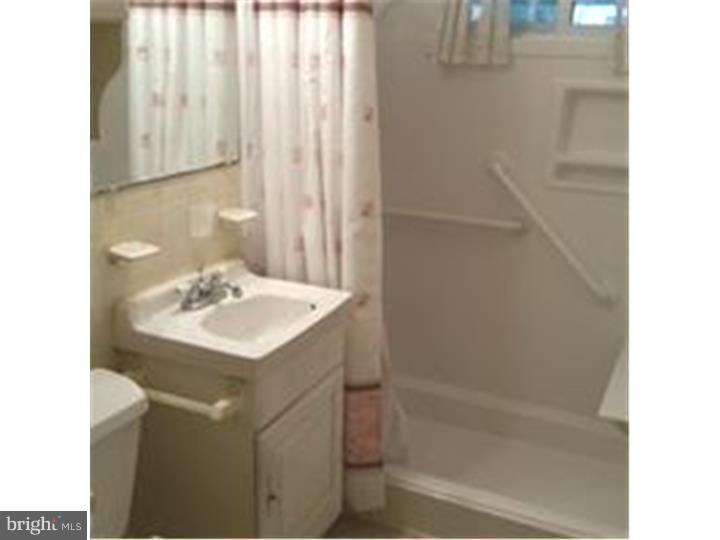 107 Nathaniel Road Newark, DE 19713 - Photo 10 of 22 Bathroom