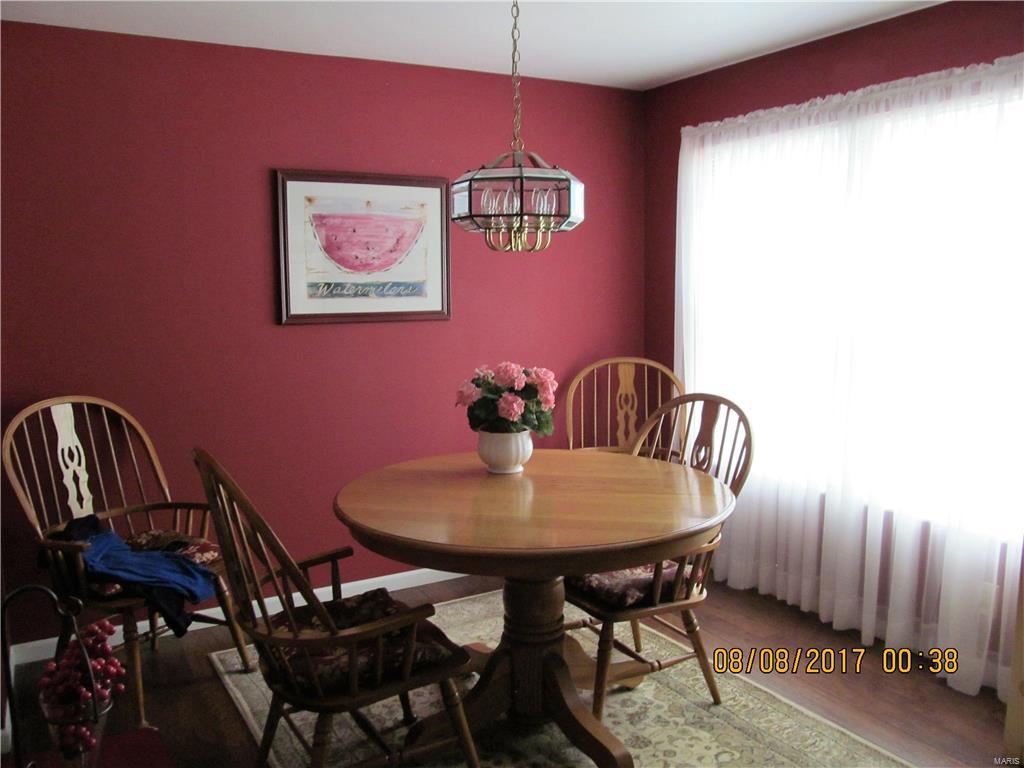 702 Lofty Point Drive, Unit B Ballwin, MO 63021 - Photo 3 of 13 Gallery Image 3
