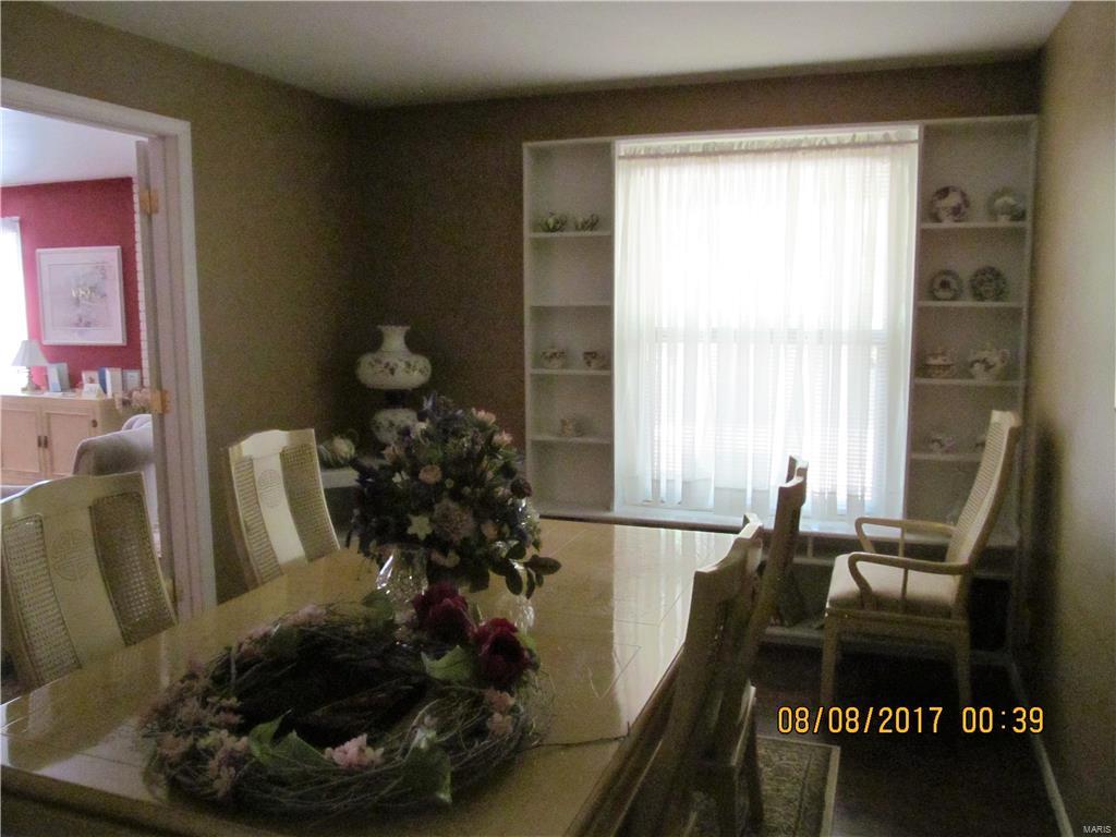 702 Lofty Point Drive, Unit B Ballwin, MO 63021 - Photo 7 of 13 Gallery Image 7