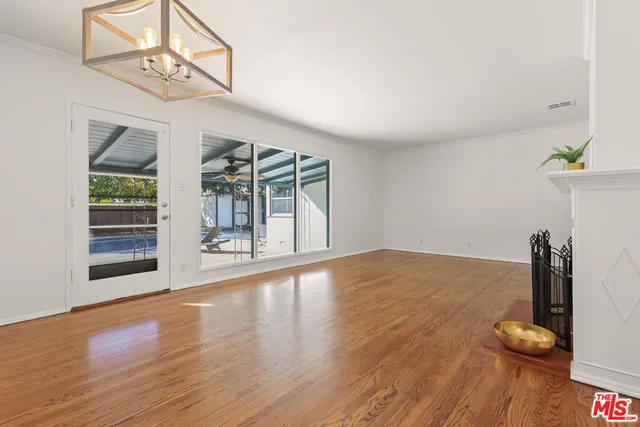 $6,250 | 5733 Radford Avenue, Valley Village, CA 91601