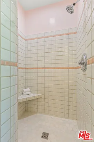 $6,250 | 5733 Radford Avenue, Valley Village, CA 91601