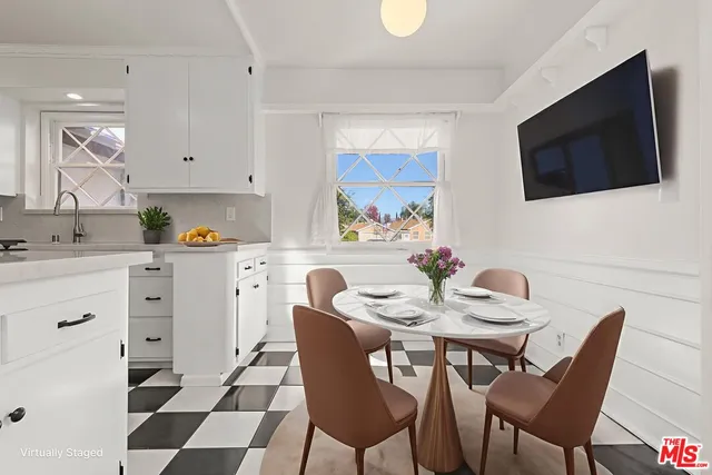 $6,250 | 5733 Radford Avenue, Valley Village, CA 91601