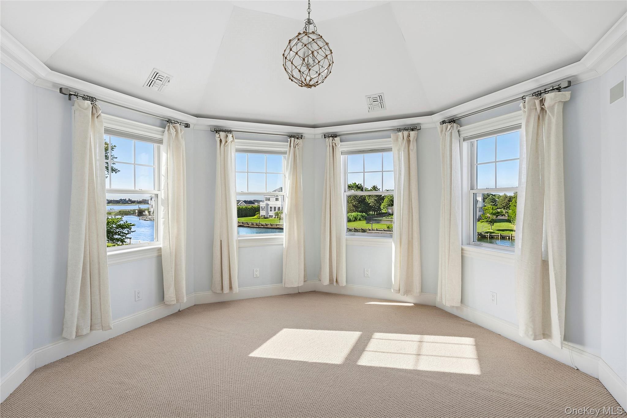 101 Jessup Lane Westhampton Beach, NY 11978 - Photo 20 of 33