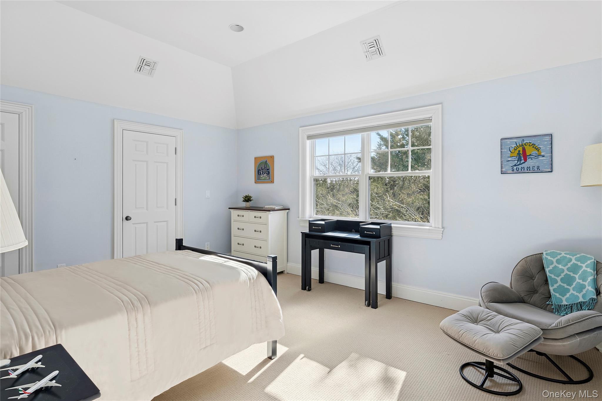 101 Jessup Lane Westhampton Beach, NY 11978 - Photo 27 of 33