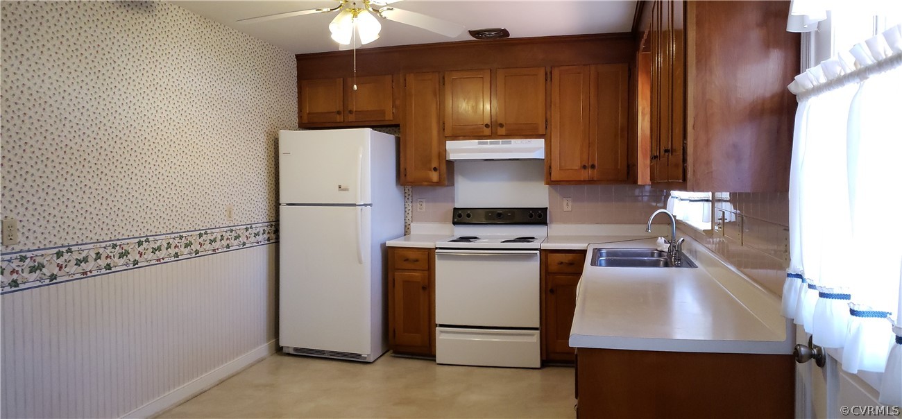 11541 Old Centralia Road Chester, VA 23831 - Photo 6 of 28 Gallery Image 6