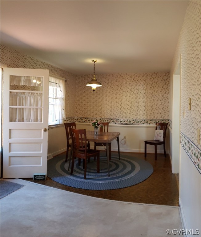 11541 Old Centralia Road Chester, VA 23831 - Photo 8 of 28 Gallery Image 8