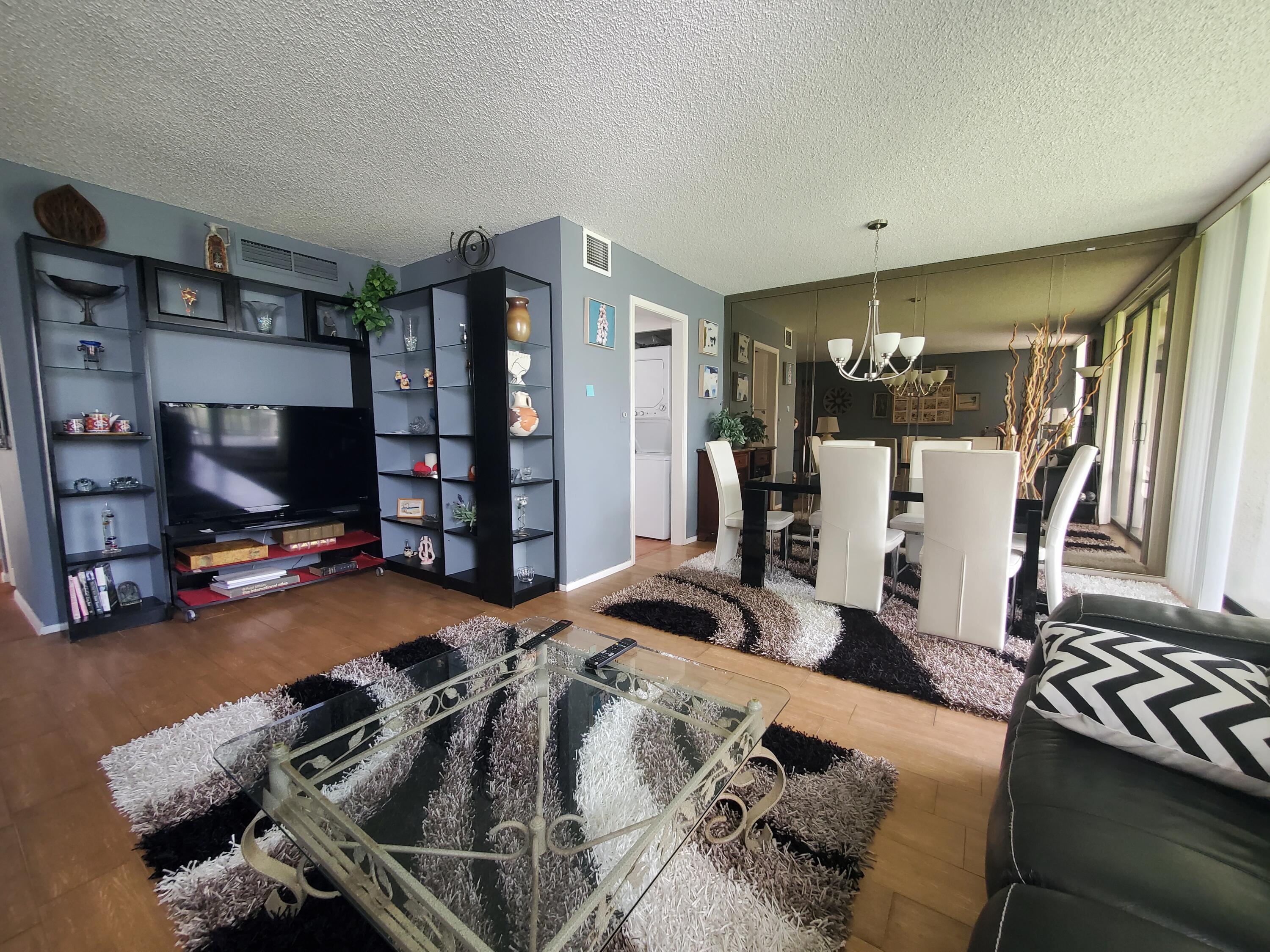 907 Bridgewood Place Boca Raton, FL 33434 - Photo 4 of 44 907 LR