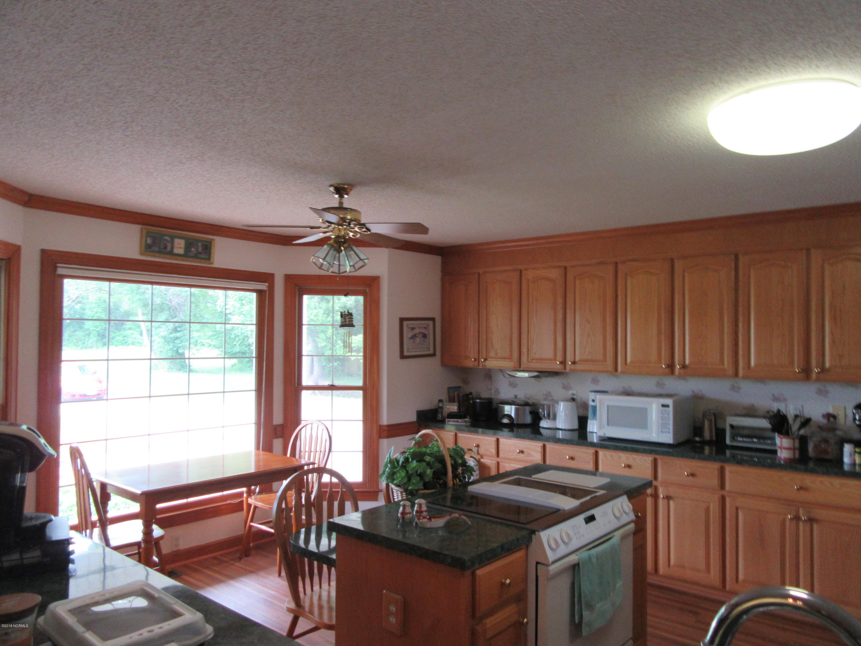 1101 South Croom Bland Road Kinston, NC 28504 - Photo 28 of 47 KITCHEN