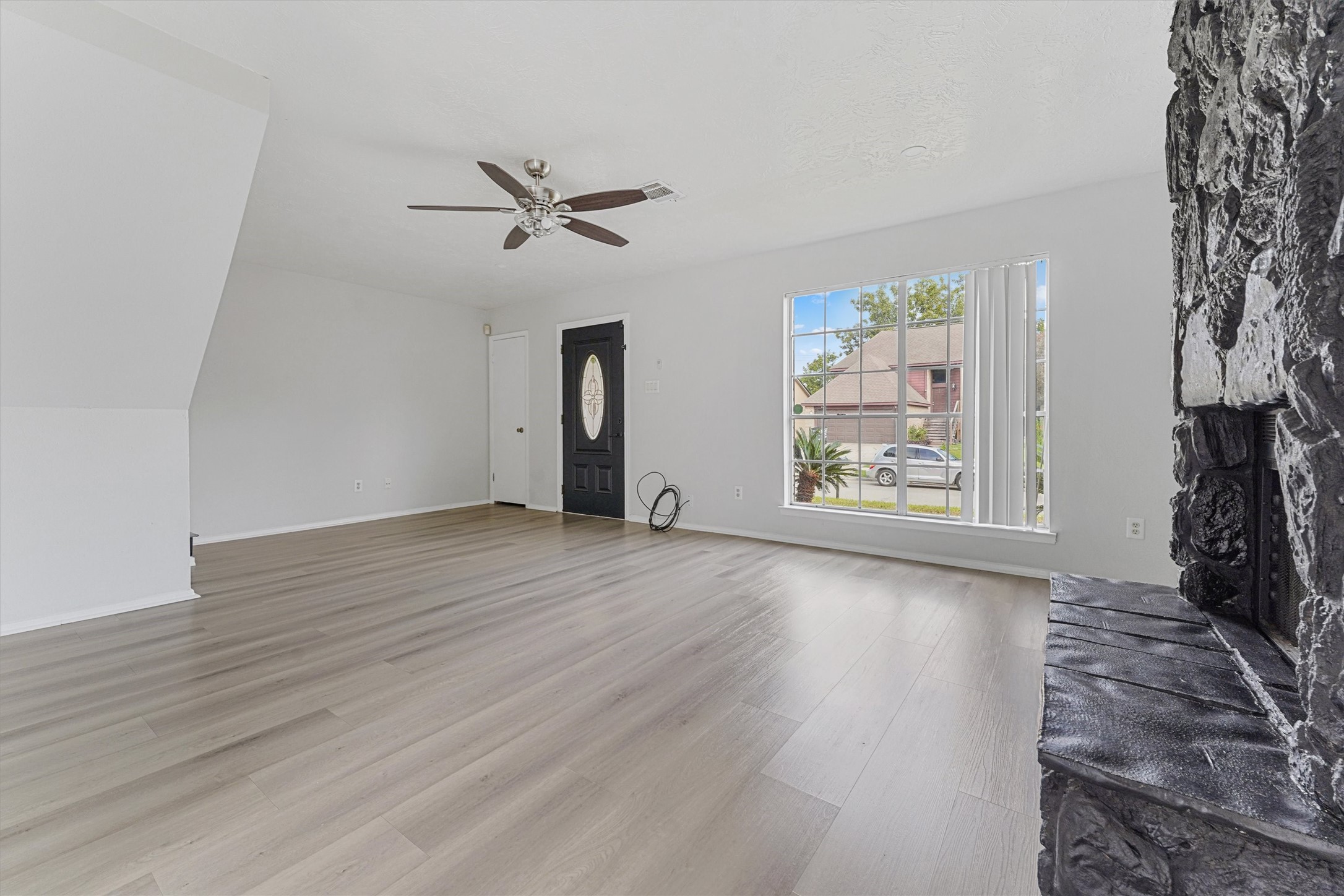 15326 Peachmeadow Lane Channelview, TX 77530 - Photo 7 of 18