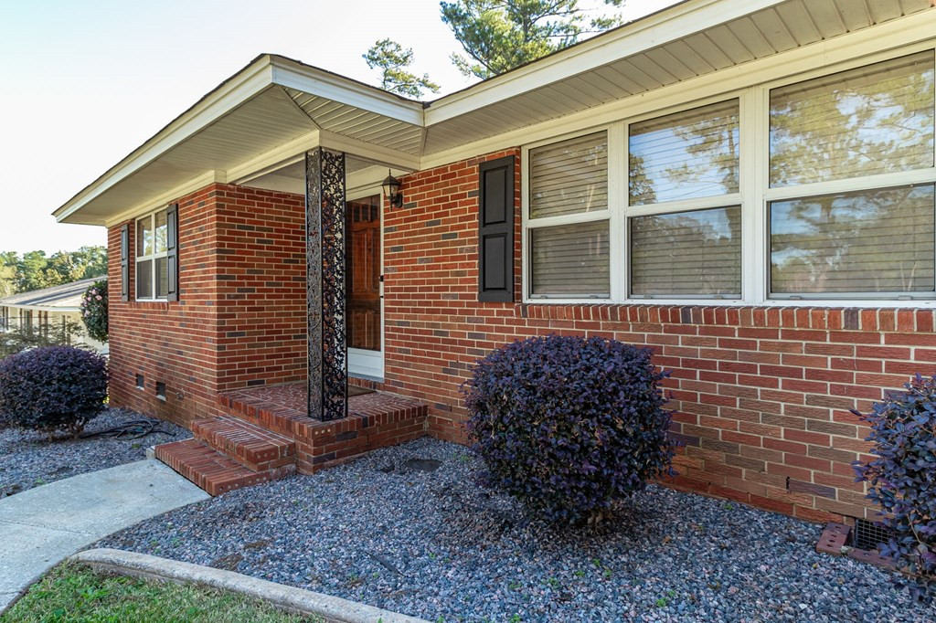 1106 Oakdale Road Augusta, GA 30904 - Photo 5 of 53