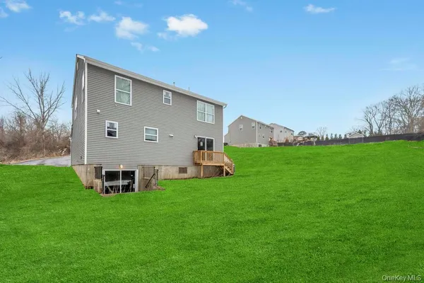$848,888 | 65 Ozark Street, Ronkonkoma, NY 11779