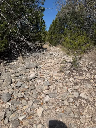 $110,000 | 2197 Sd 45340, Rocksprings, TX 78880