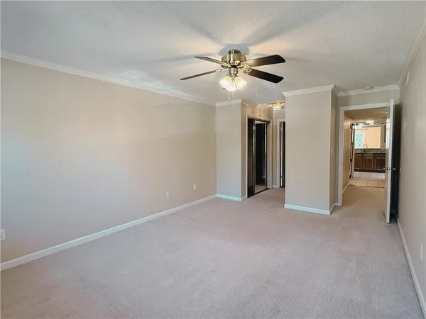 $1,900 | 7024 Somerset Circle, Alpharetta, GA 30004