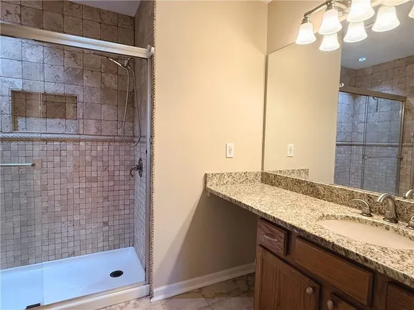 $1,900 | 7024 Somerset Circle, Alpharetta, GA 30004