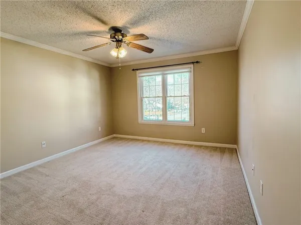 $1,900 | 7024 Somerset Circle, Alpharetta, GA 30004