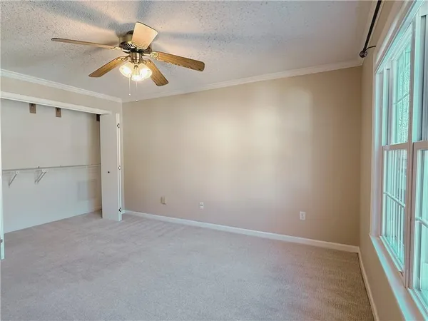 $1,900 | 7024 Somerset Circle, Alpharetta, GA 30004